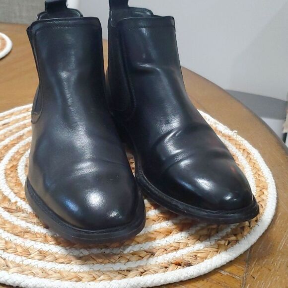 Steve Madden Black Leather Boots - Picture 2 of 9